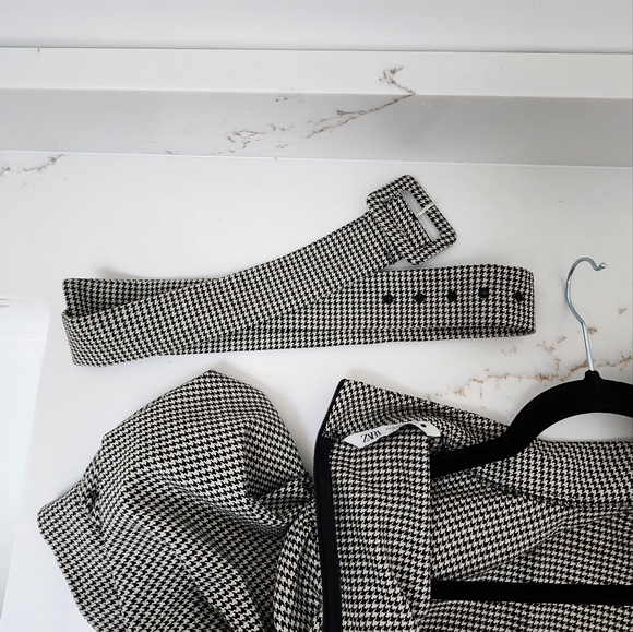 Houndstooth Zara Dress - Picture 8 of 10